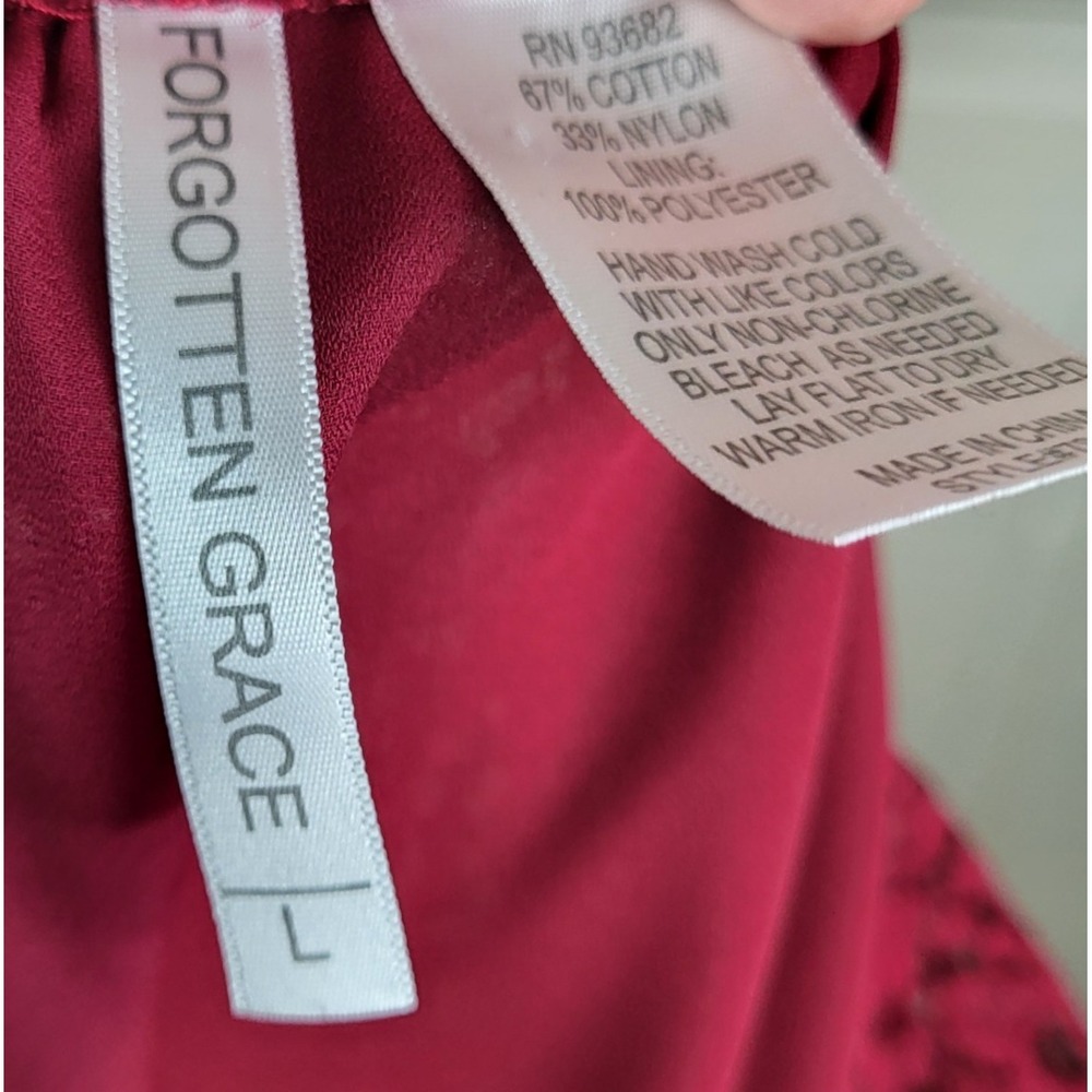 Forgotten Grace Burgundy Lace Off Shoulder Bell‎ Sleeve Top Women's Size L - Picture 3 of 8